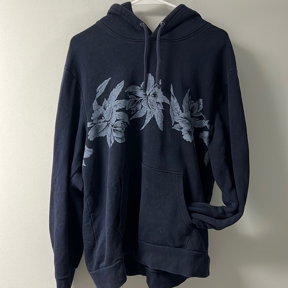 Old Navy Men's Pullover Sweater - Picture 1 of 4